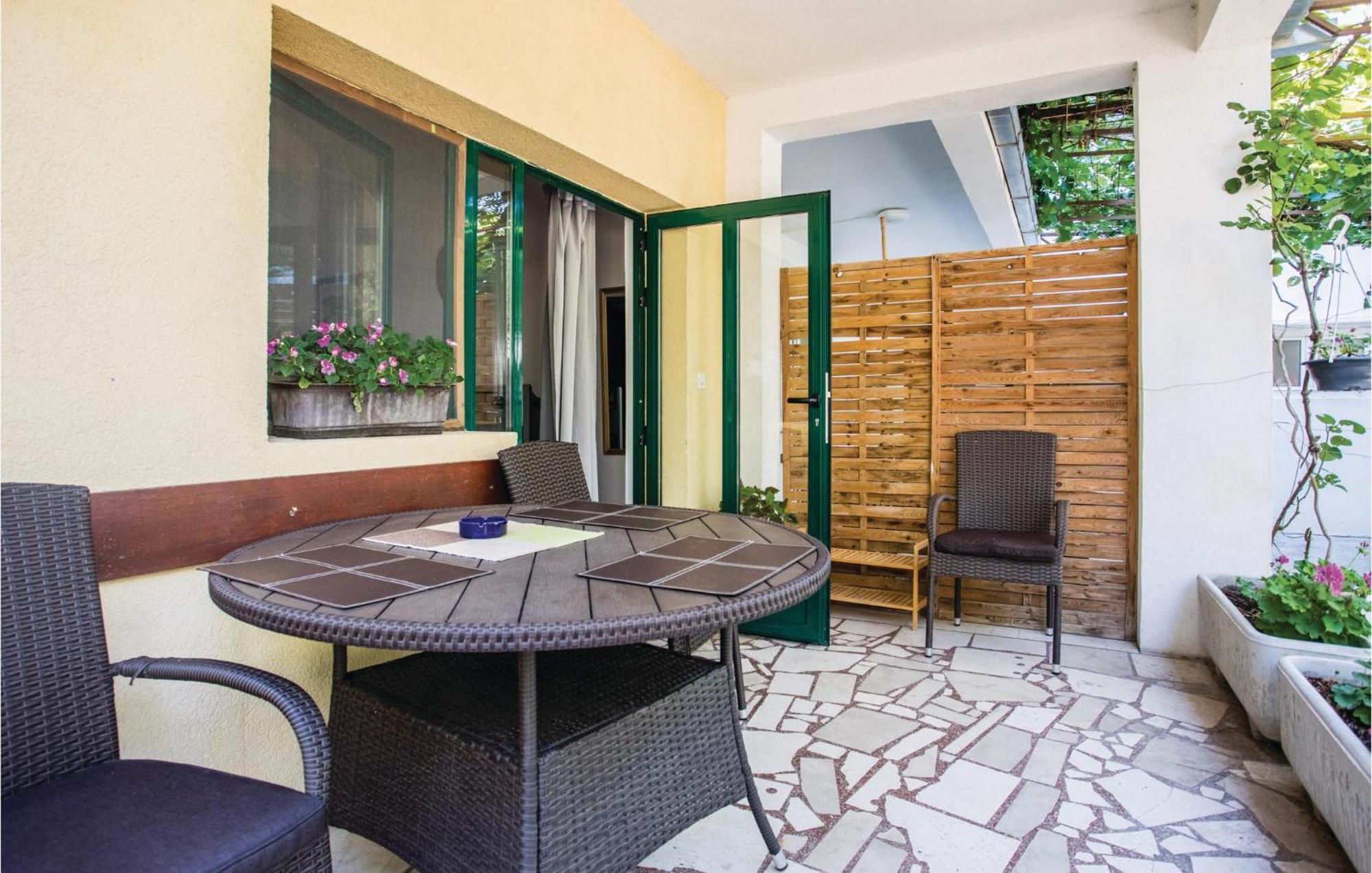 Awesome Apartment In Klek With Kitchen Esterno foto