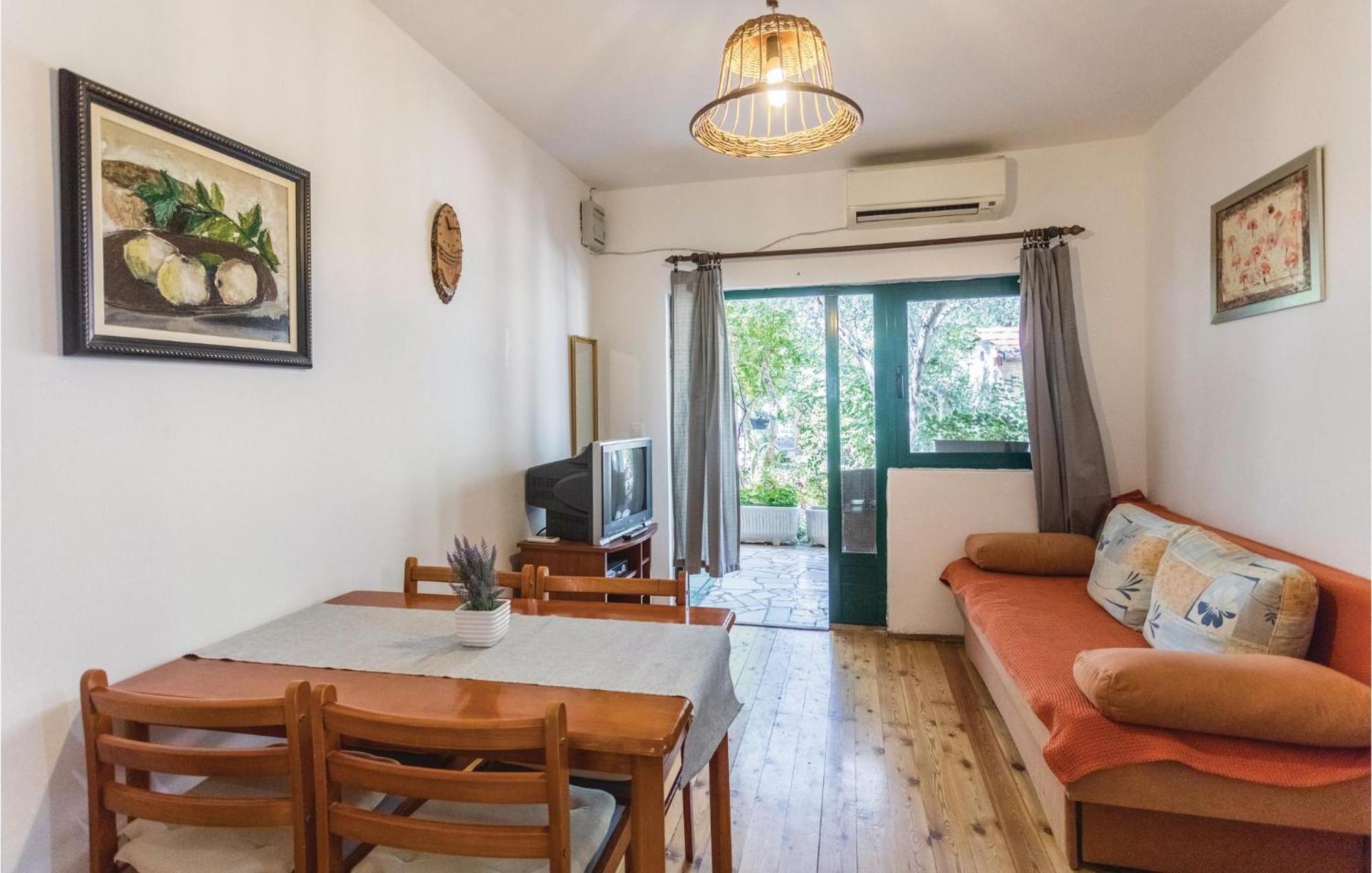 Awesome Apartment In Klek With Kitchen Esterno foto