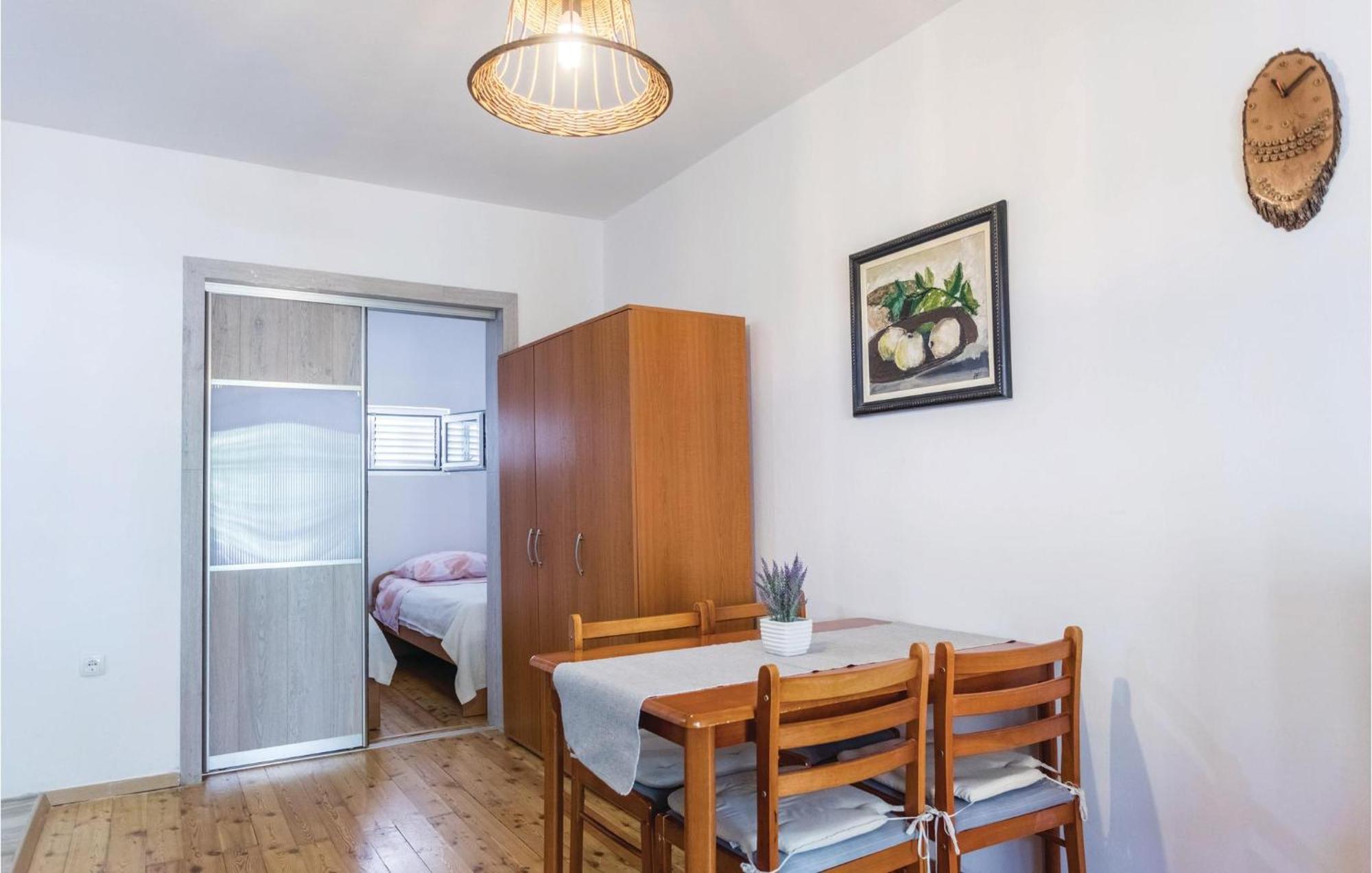 Awesome Apartment In Klek With Kitchen Esterno foto